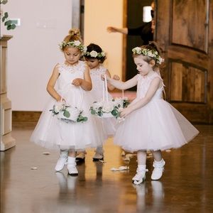 Size 4t flower girl dress.